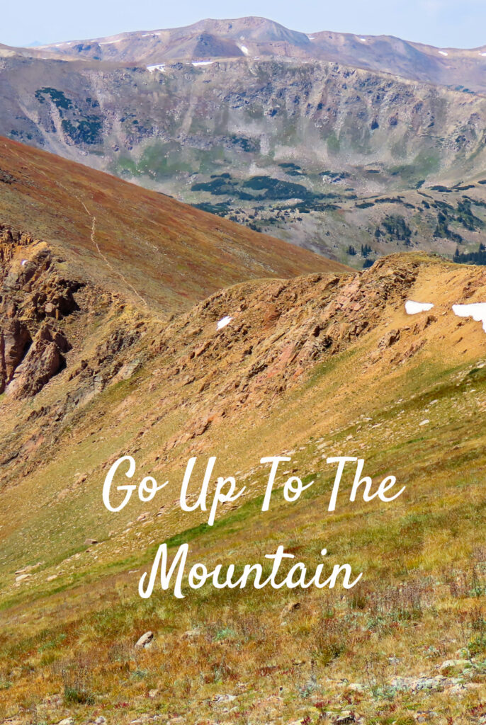 Tail in the scene invites viewer to imagine going up the mountain to learn from God